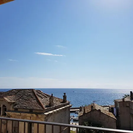 Erbalunga Vue Brando